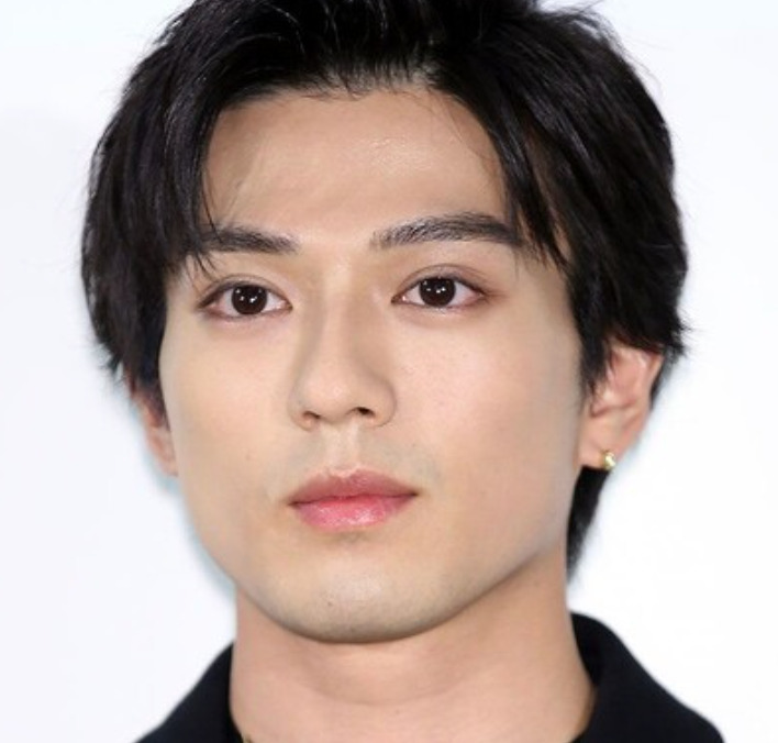 新田真剣佑